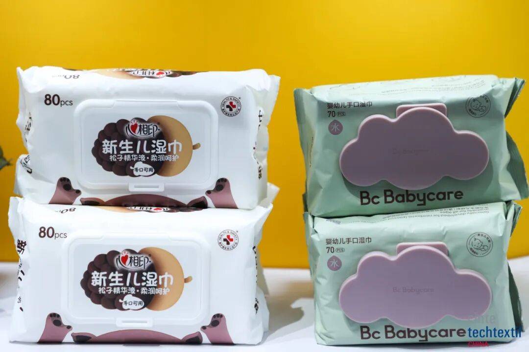 障”到“品质生活”卫生与母婴用品行业实现价值跃迁EVO视讯“十四五”产业用发展纪实 从“功能保(图2) 障”到“品质生活”卫生与母婴用品行业实现价值跃迁EVO视讯“十四五”产业用发展纪实 从“功能保(图2)